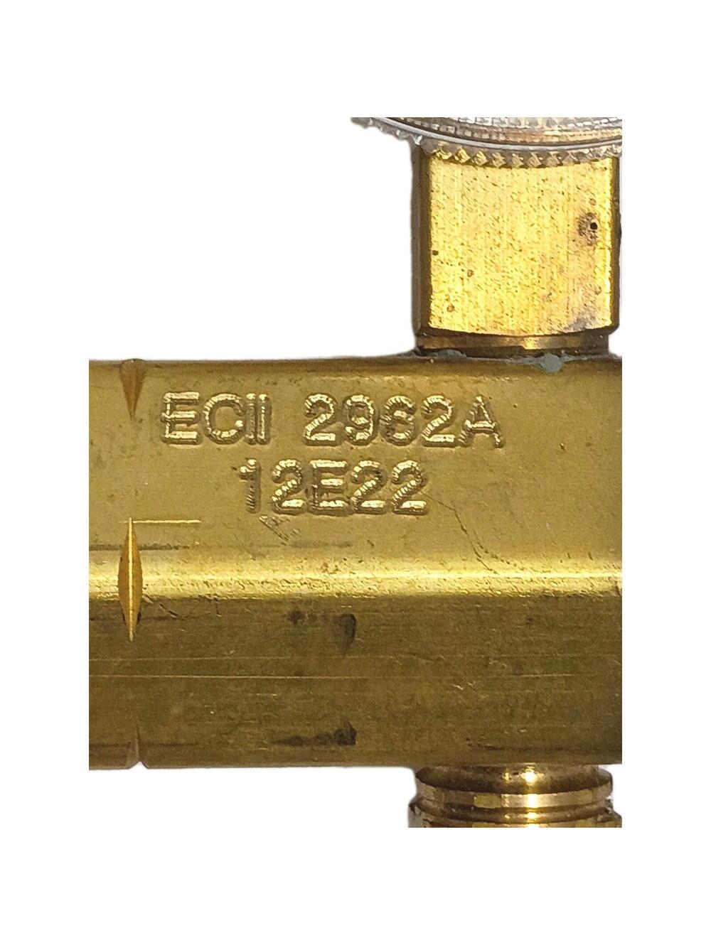 WIKA ECll 2982A 12E22 Oxygen Compressed Gas Cylinder Regulator Untested - Picture 3 of 9